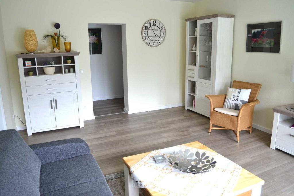 4 Sterne Ferienwohnungen Lavendel Brueggen Bagian luar foto